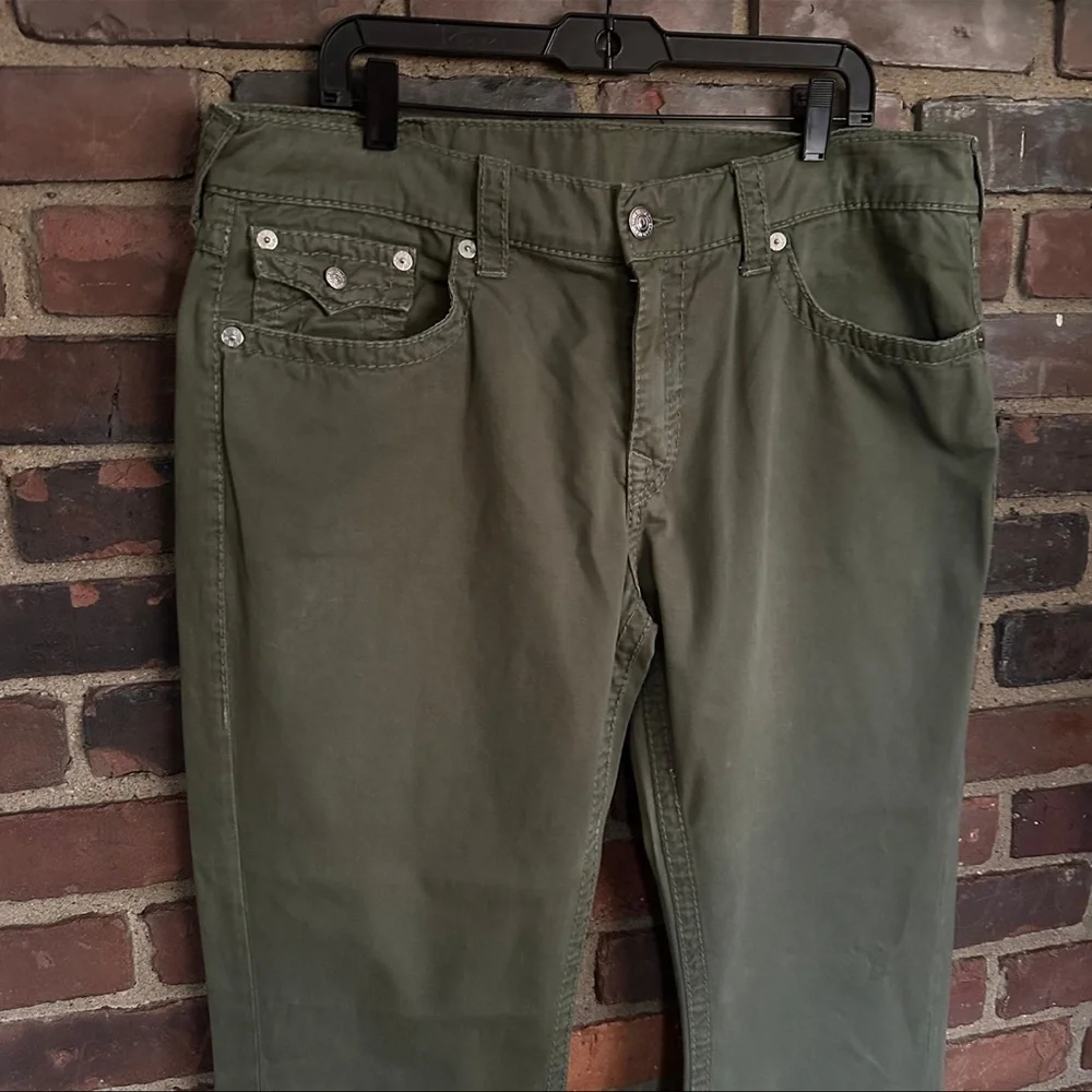 True Religion | Straight Flap Big Green Jeans Sz 38 X 33